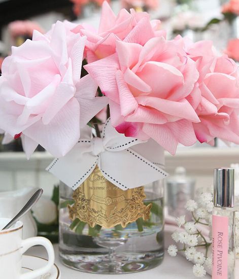 Большой букет розовых роз, Cote Noire