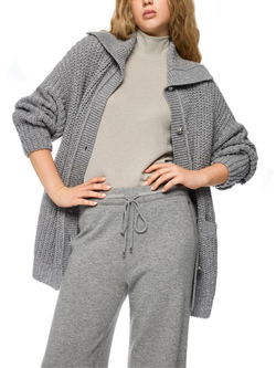 Marc-Cain-Ad_HerbstWinter-2025_820_ZA-39.05-M02_5