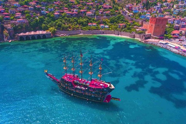 Морская прогулка на Пиратском корабле