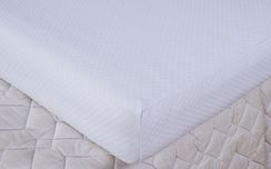 Наматрасник с резинкой по всему периметру