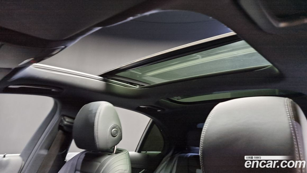 Mercedes-Benz E-Class W213 E350 4MATIC AMG Line Editions (11.2020)