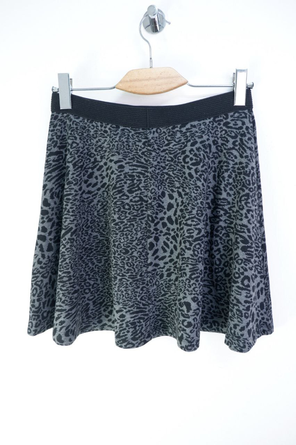 Юбка STRADIVARIUS в хищной расцветке 46 размер