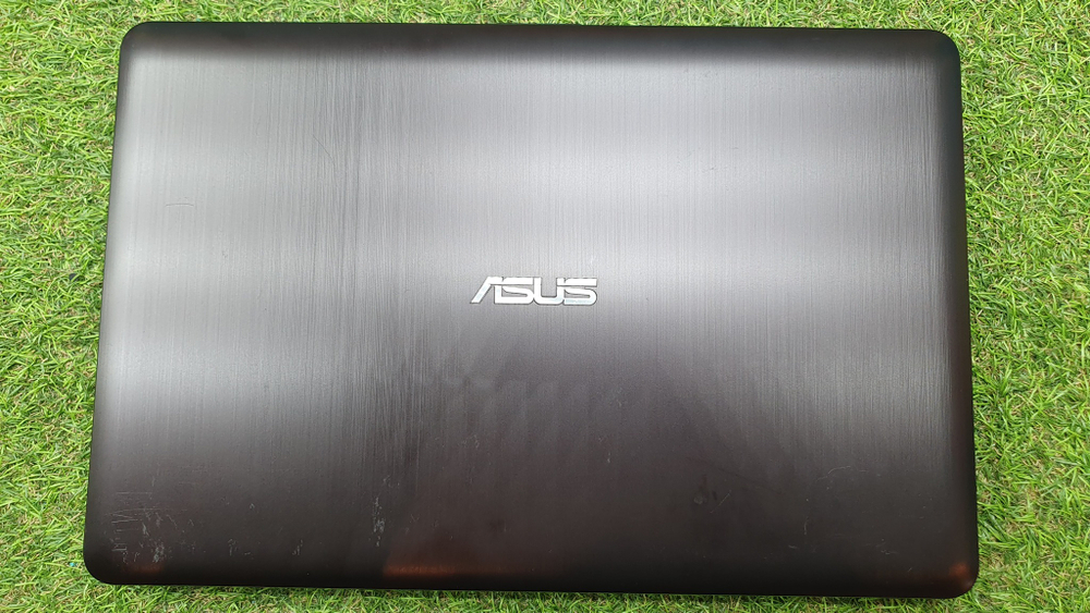 Ноутбук ASUS X540YA-XO047T 1366x768, AMD E1 7010 1.5 ГГц, 2 ГБ, Radeon R2