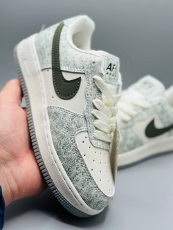 Детские кожаные кроссовки Nike Air Force 1