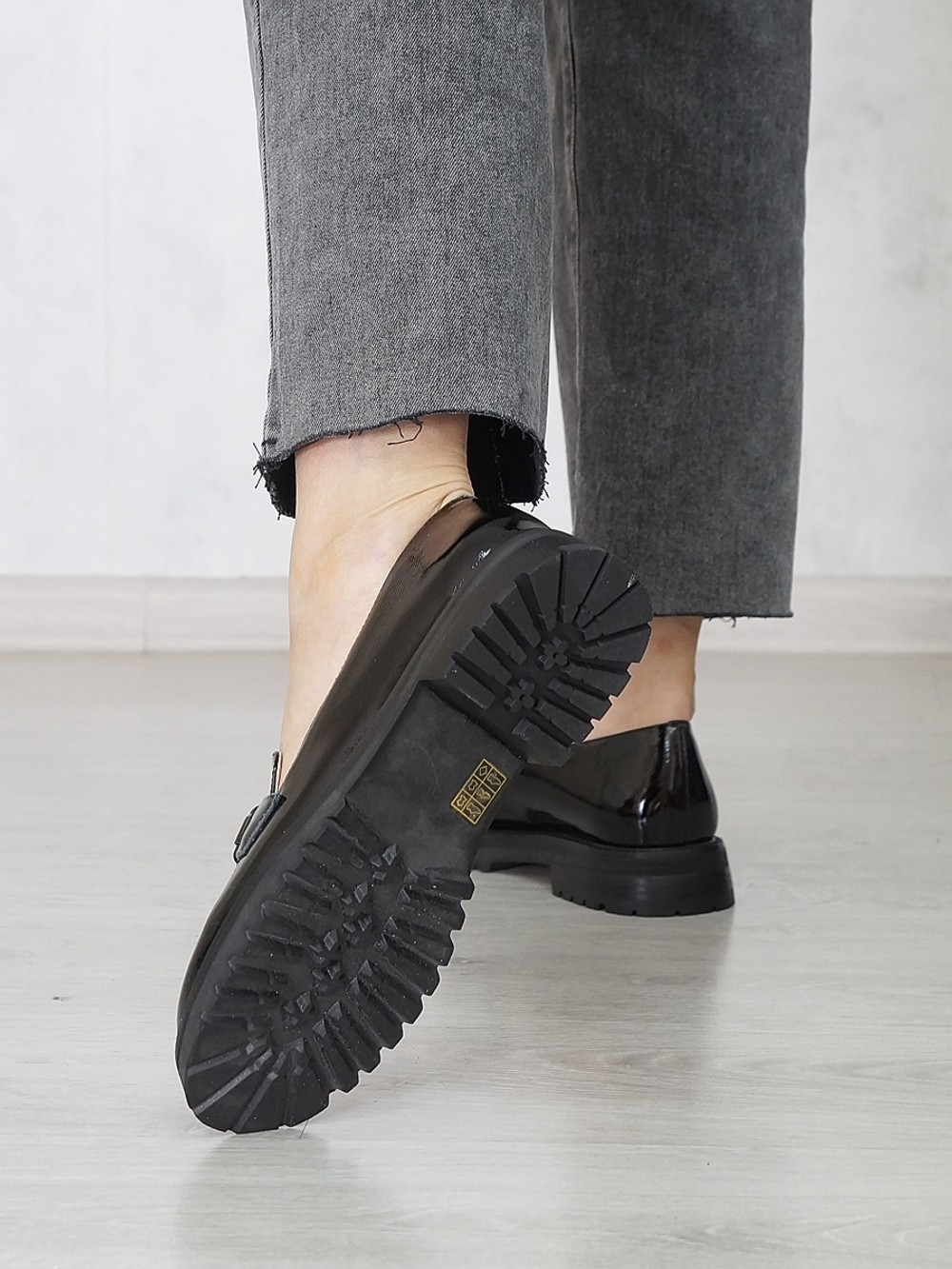 Туфли женские SANDRA VALERI LC-S7142\15