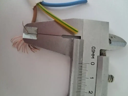 Удлинитель с заземлением "Доктор Ап" 1 розетка, 2 метра, ПуГВВ 3x1.5 мм, белый 3.6 кВт, 16А, серия "Мощный"