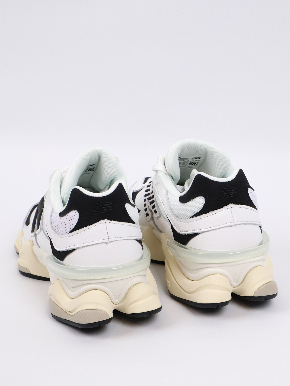 Кроссовки New Balance 9060 White / Black