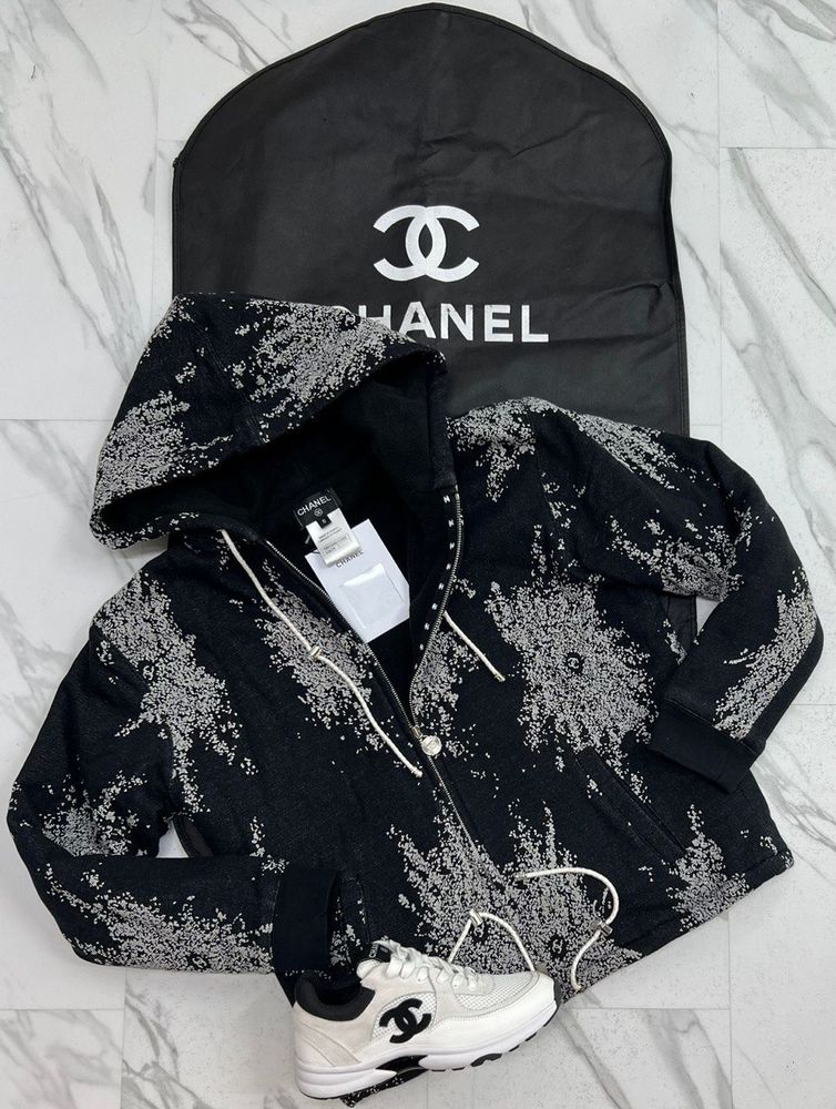 Бомбер CHANEL