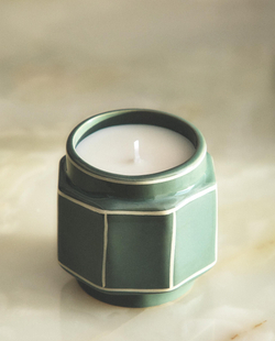 Zara Home - Ароматическая свеча musk linen, 180 г