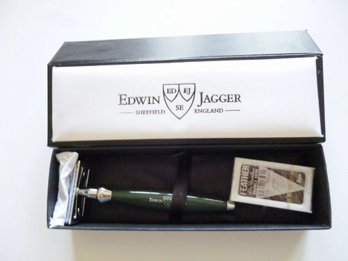 Edwin Jagger B4SR - Станок темно-зеленый Т-образный