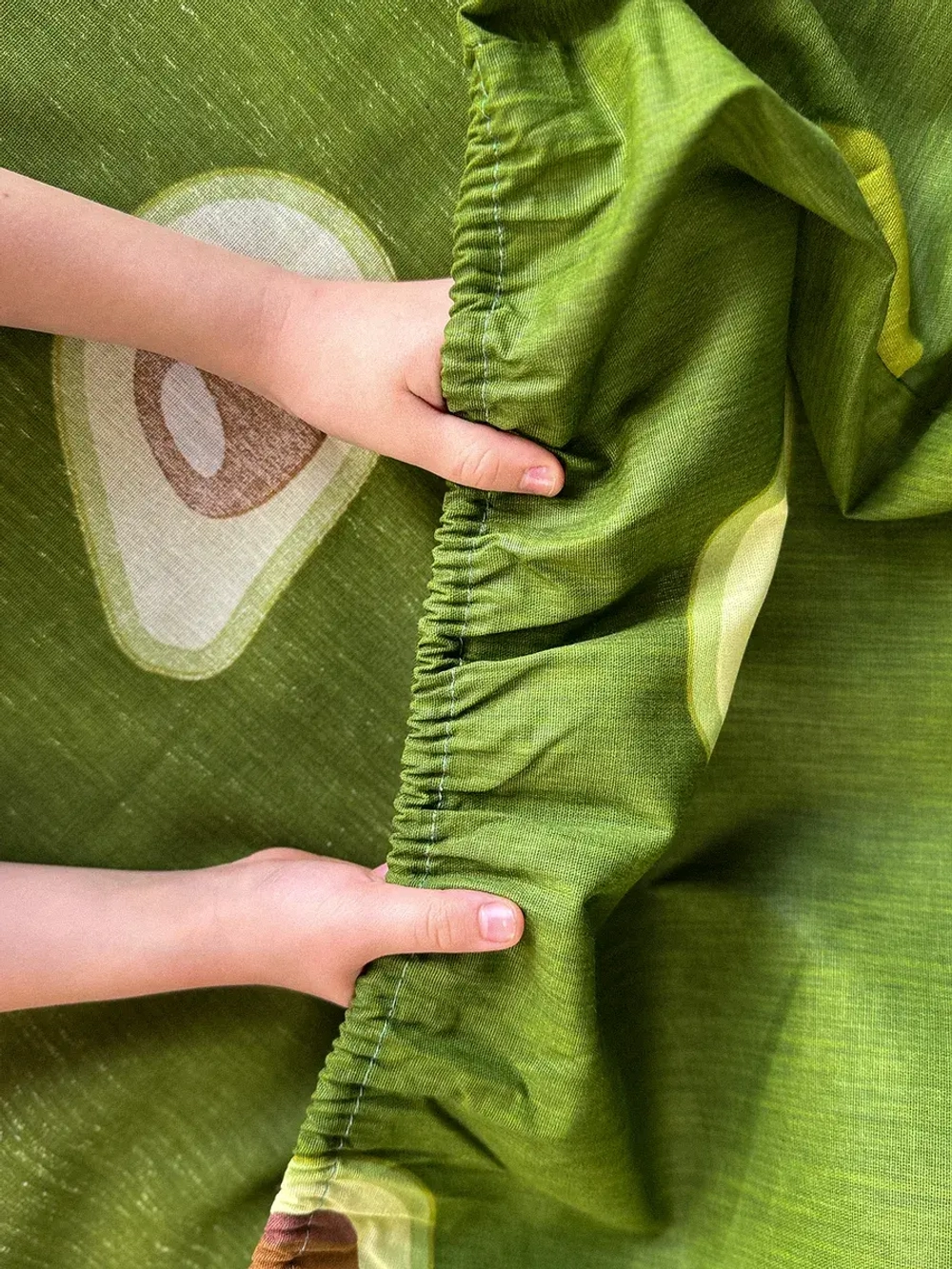 Простыня на резинке 200*90*25 AVOCADO, 100% хлопок