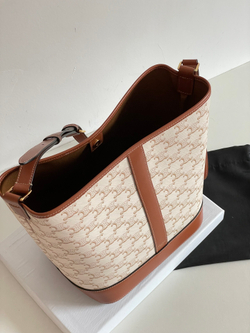 Celine Medium Bucket 27 cm