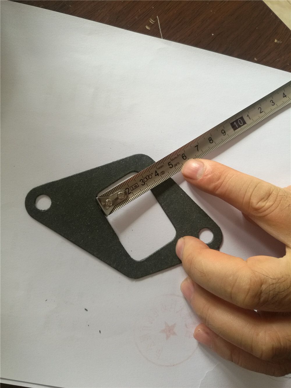 Прокладка впускного коллектора и ГБЦ TDQ 20 4L/Intake Manifold Gasket (item 38) QC490Q(DI)-03002