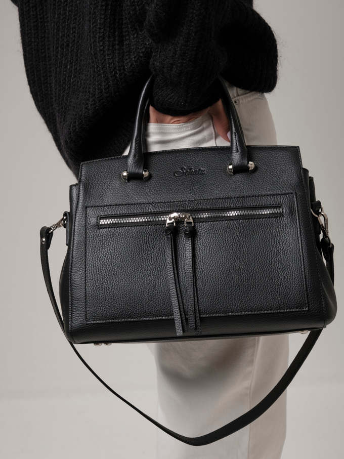 Сумка кожаная на плечо черная