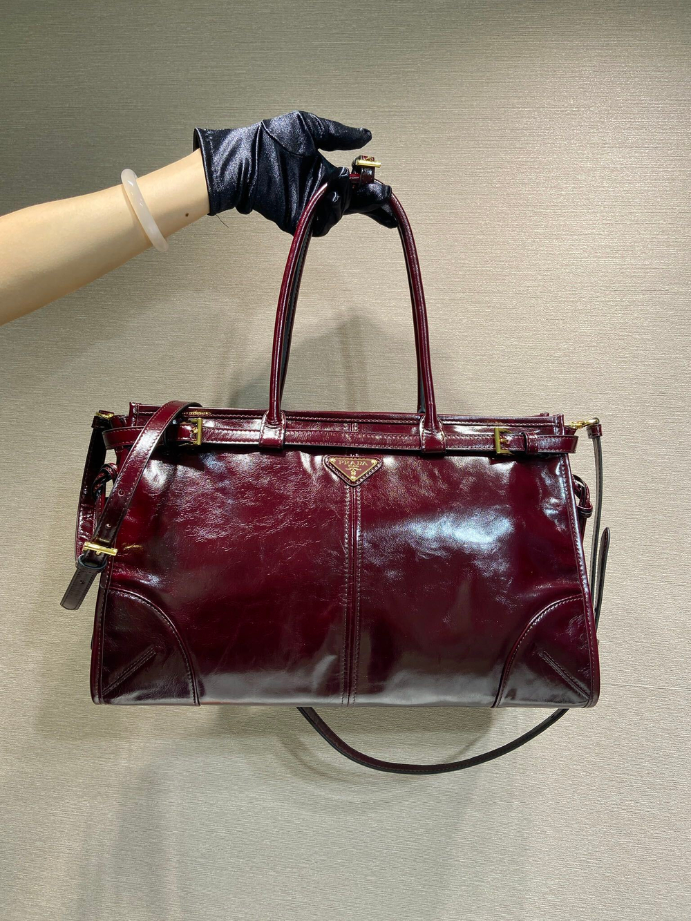 Prada Bonnie Large 38 cm