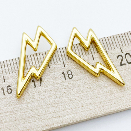 Подвеска Молния, позолота, размер 24*12 мм, цена за 1 шт