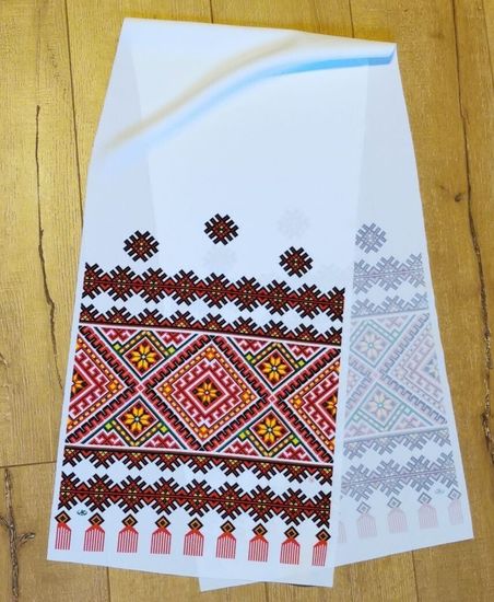 Дорожка на стол с орнаментом 1,88*36 см