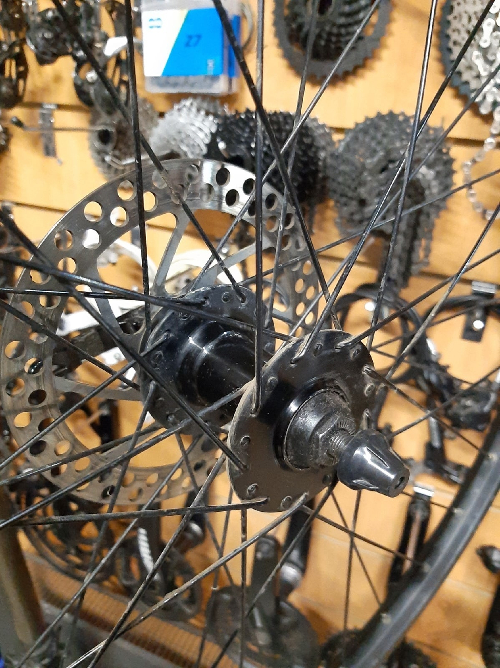 Переднее колесо 26 Alexrims Shimano HB-RM66