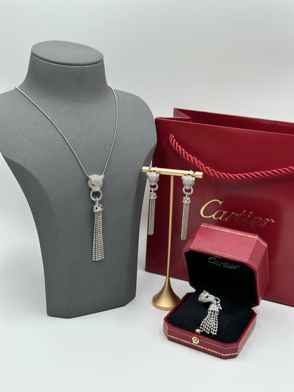 Серьги Cartier