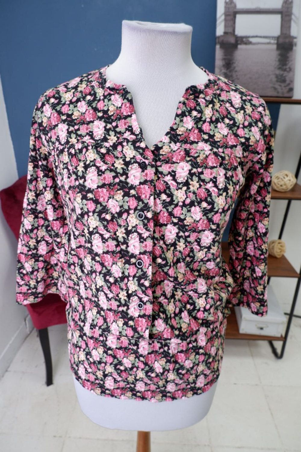 Блузка с цветочным принтом 44 размер