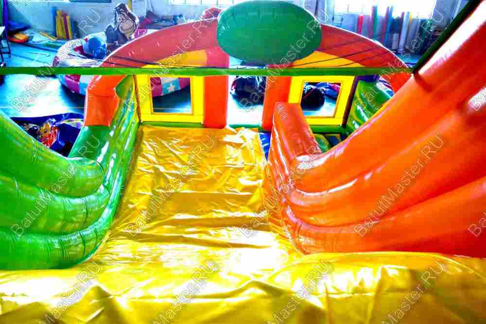 Коммерческий надувной батут "Непроходимые джунгли" 7.5*5*6 м