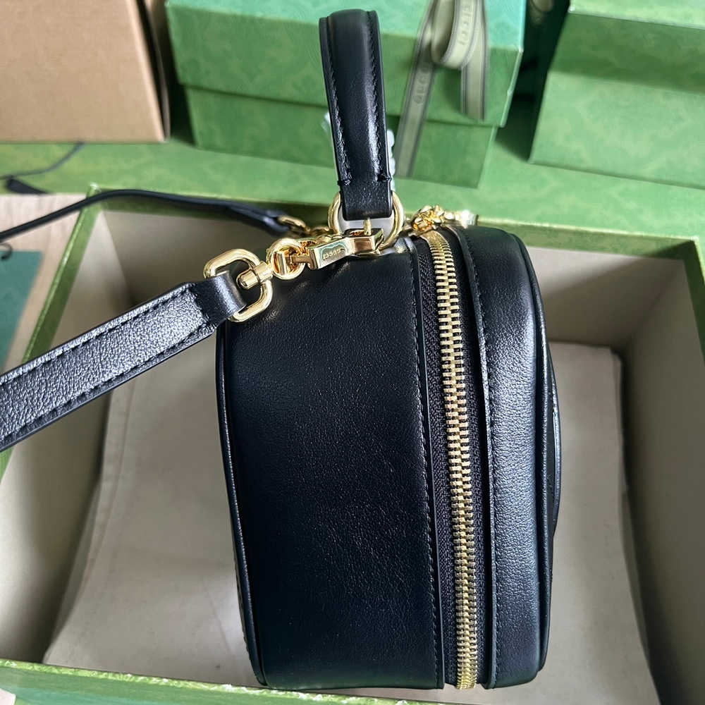 Gucci Blondie Top Handle Bag 17 cm