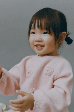 ZARA ДЖЕМПЕР ВЯЗАНЫЙ ЦВЕТЫ КРЮЧКОМ, СВЕТЛО-РОЗОВЫЙ