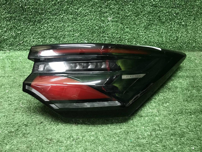 Фонарь правый внешний Changan Uni-T (2020-н.в.)