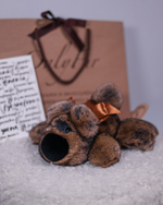 Собака Шанель маленькая (коричневая)