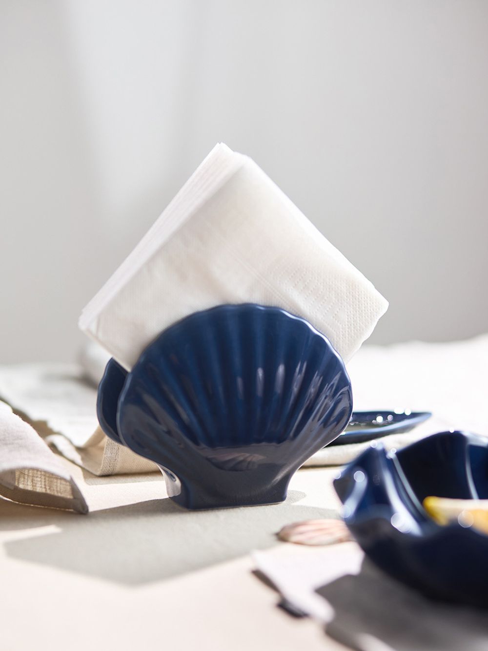 Салфетница Pearl синего цвета из коллекции Sea treasures