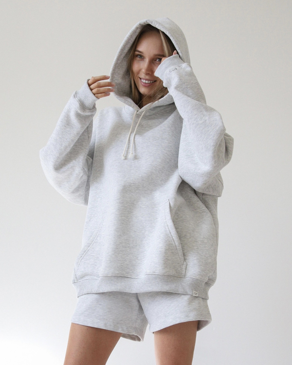 Худи утеплённое в цвете молочный меланж