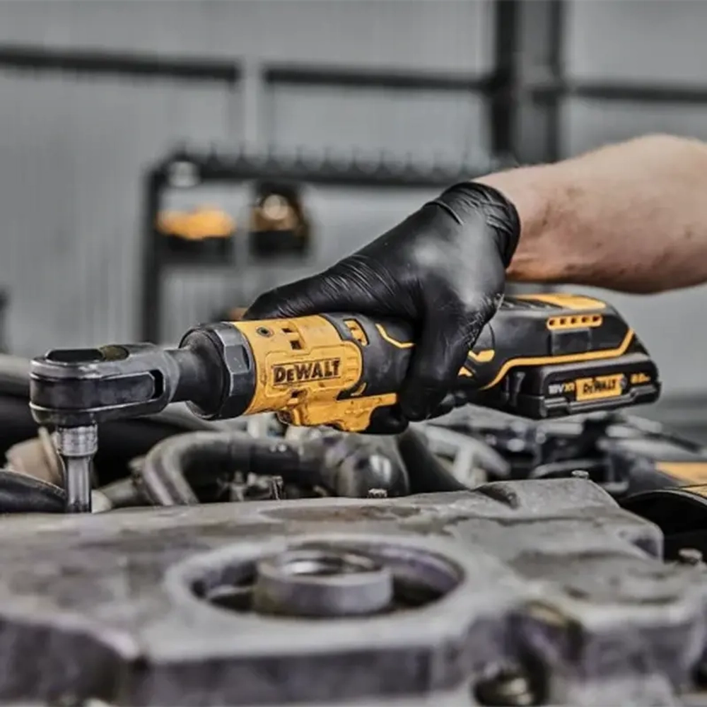 DeWalt DCF512N аккумуляторный угловой гайковерт (без АКБ и ЗУ) DCF512N-XJ