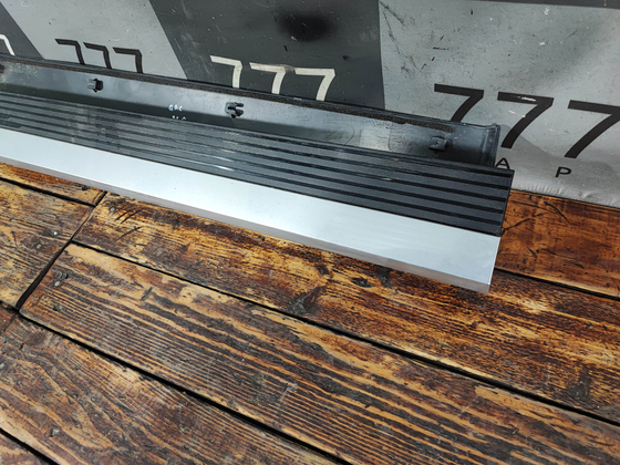 Накладка двери передней левой GAC M8 23-нв Б/У Оригинал 7155091CMV0100