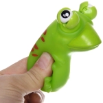Игрушка «Лягушка» пучеглазик, 8 см СТИКЕР НА ВЛОЖЕНИЕ