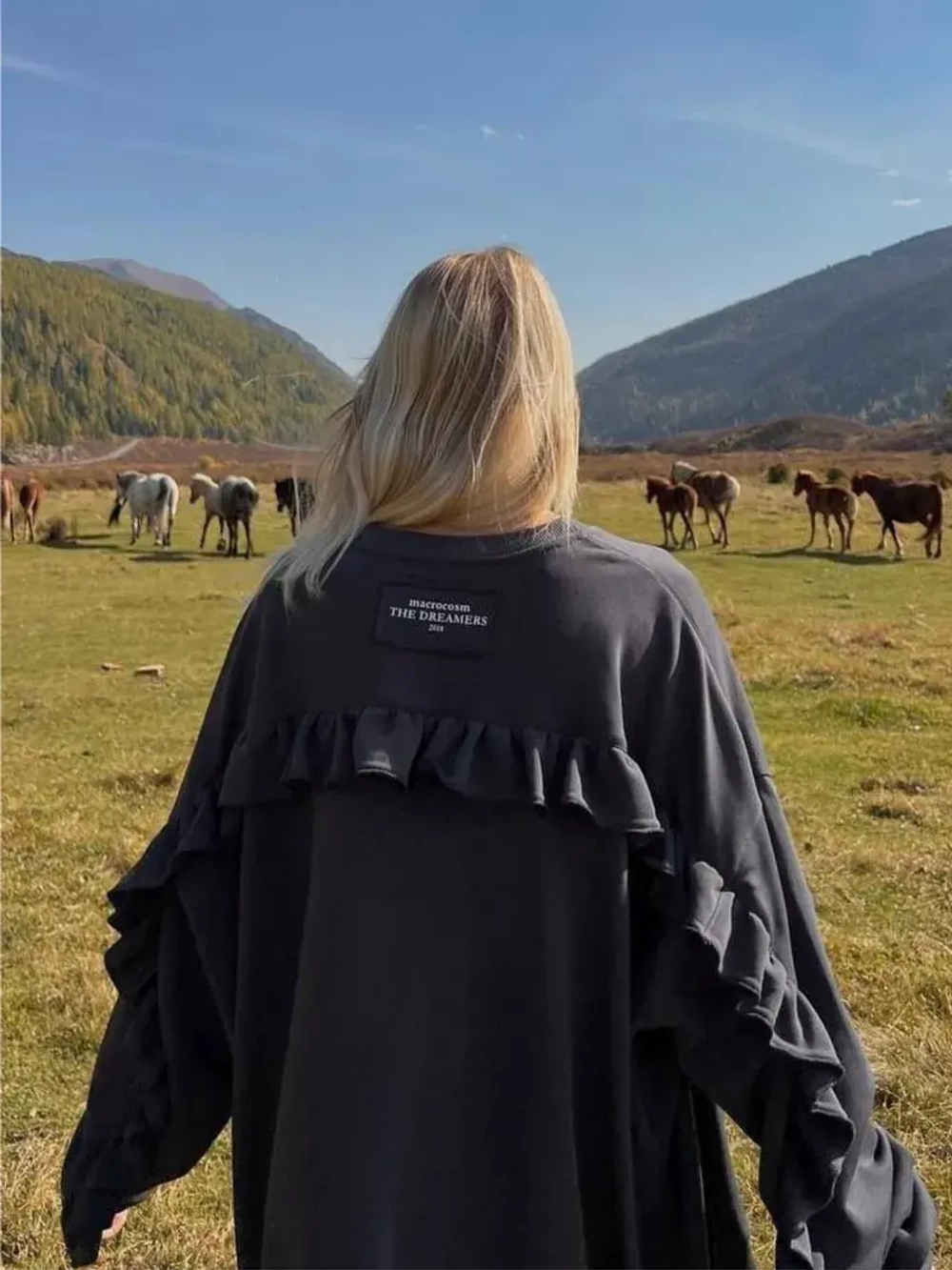 Свитшот оверсайз