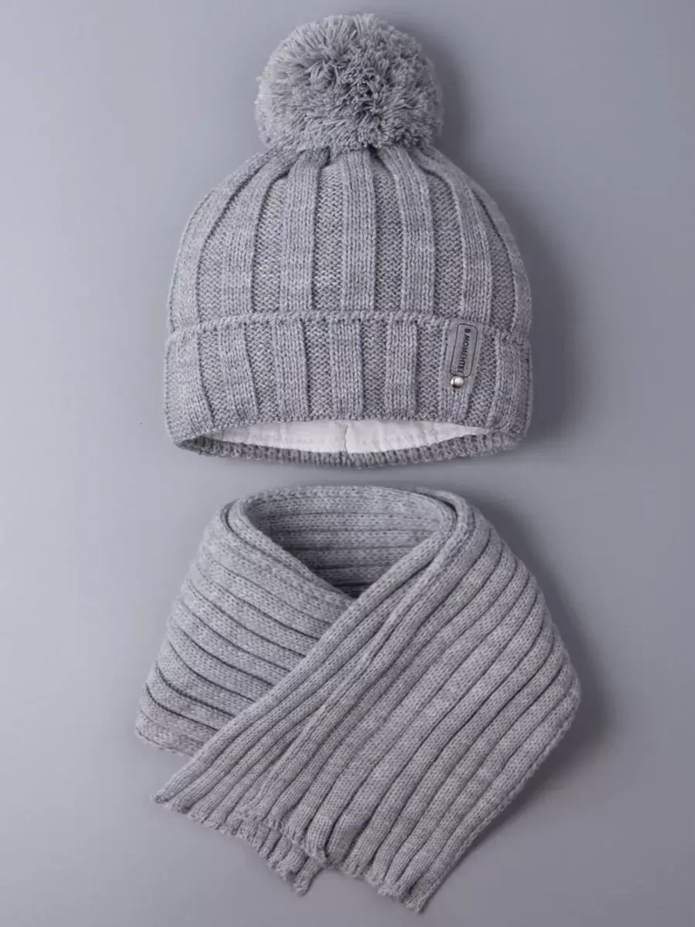 Шапка детская осенняя и шарф