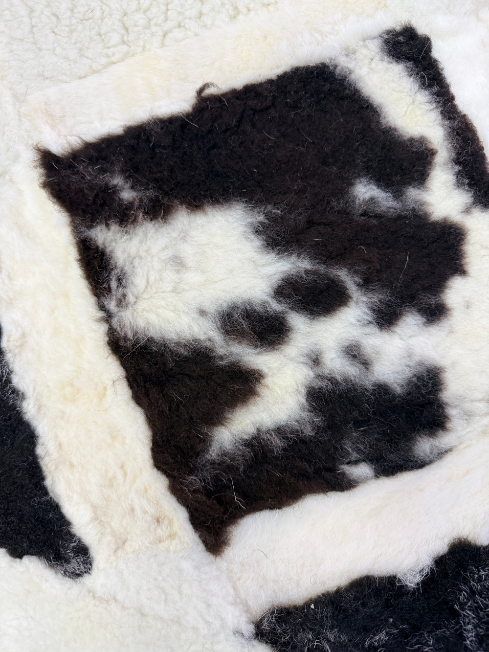 Ковер прямоугольный натуральный мех овчина, 210 х 170 см.