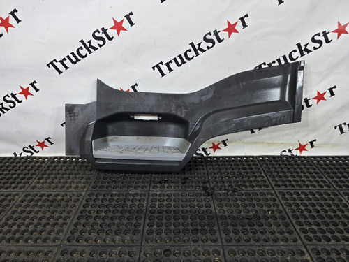 Корпус подножки левый 2023г.