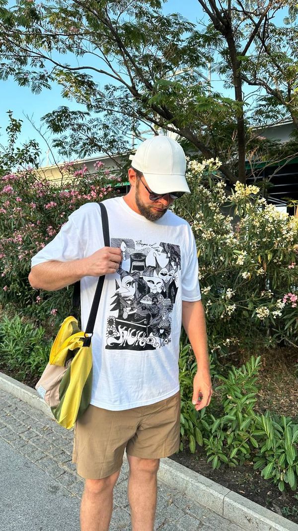 Футболка оверсайз с принтом белая - фото 13