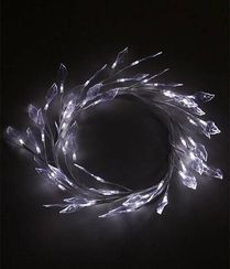 Светодиодная флористика Венок с листьями 28 см., 220V, 48 холодных белых LED ламп, белый провод, Beauty Led (LC176L-B048A-304)