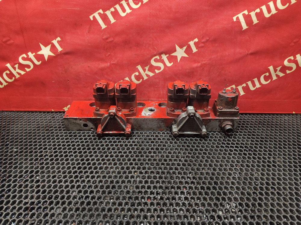 Рейка топливная (рампа)