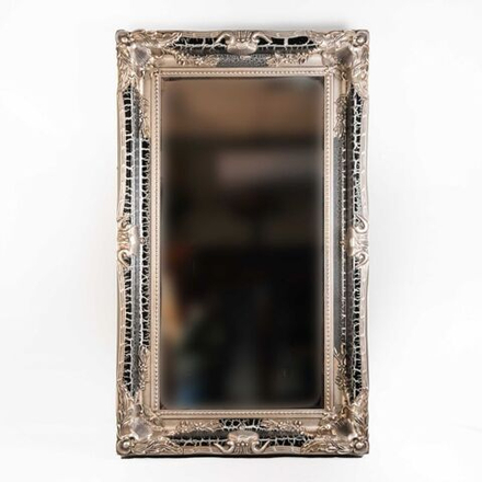 Винтаж: Настенное зеркало в классическом стиле