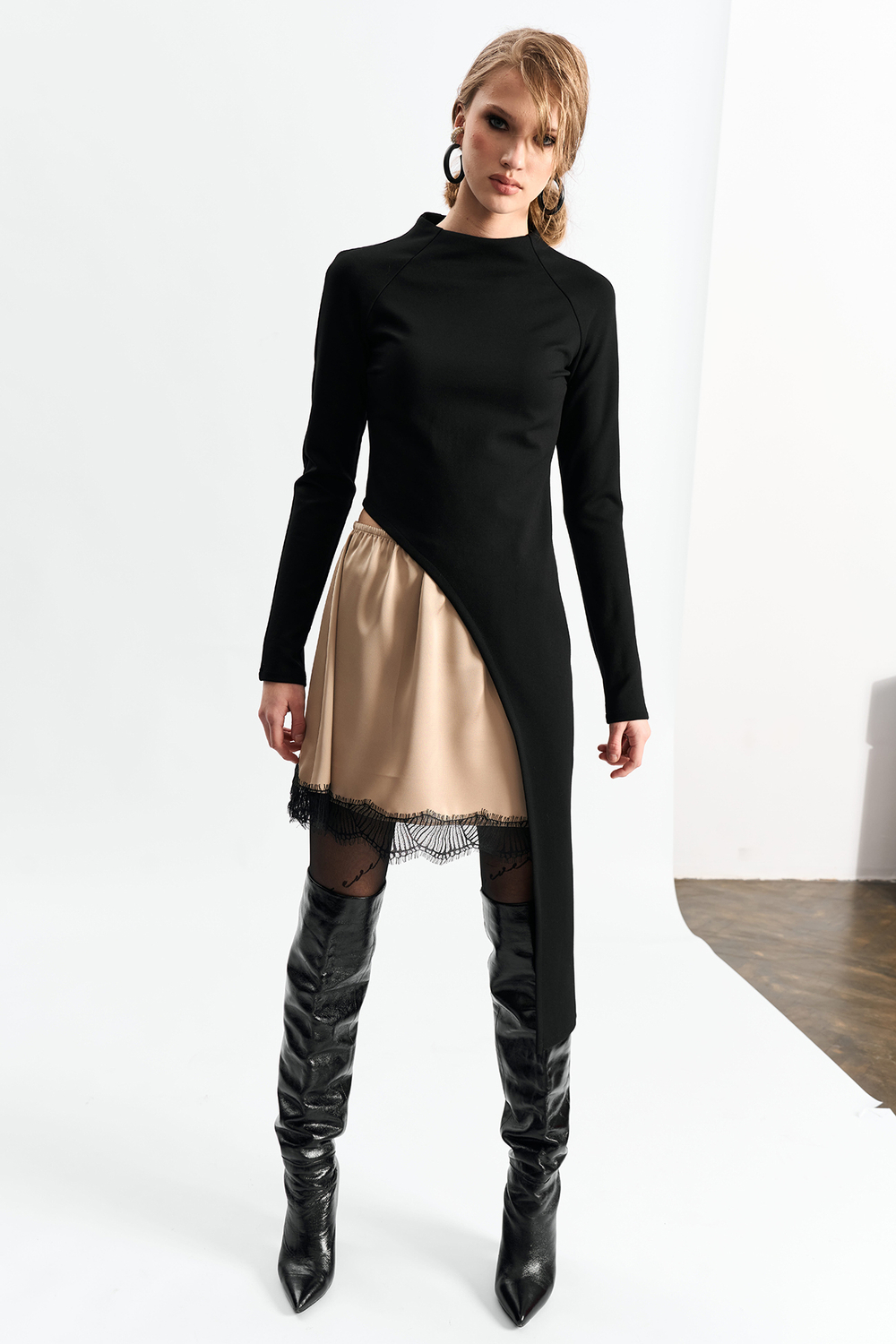 Мини-юбка с кружевом 1264 золото