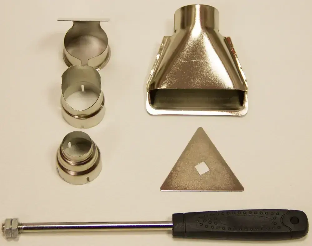 Фен промышленный-строительный Partnertool PHG2000SET, 2кВт, 2 режима 300-600С, 500л/мин, 6 насадок, КЕЙС