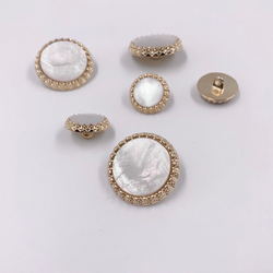 B381 Пуговицы