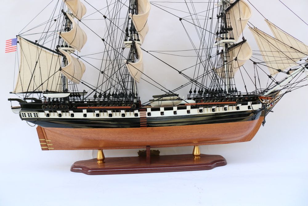 Van Der Heijden Модель парусника USS Constitution, США