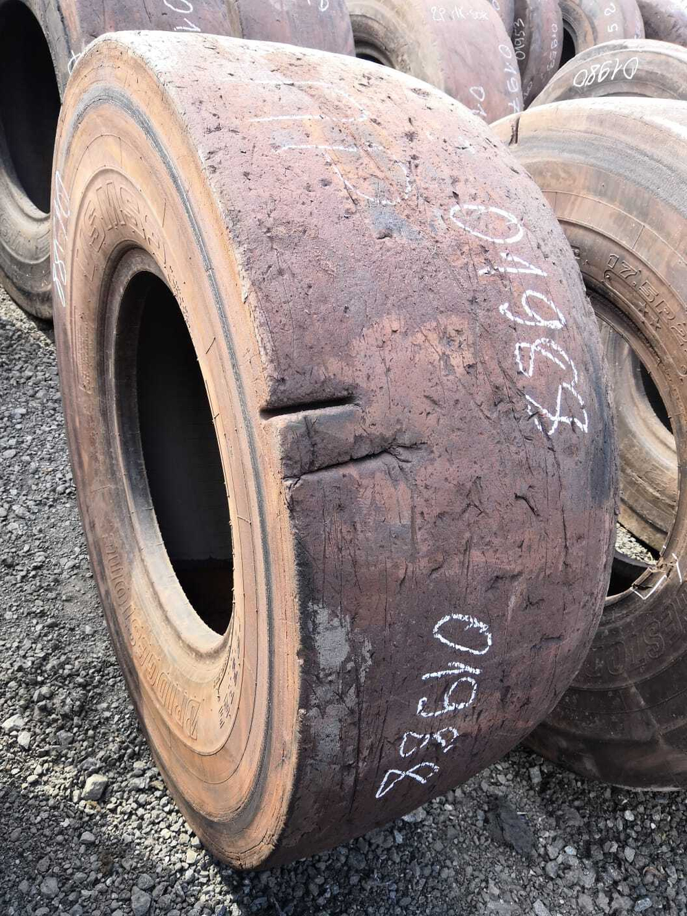17.5R25 Bridgestone VSMS2 шина б/у