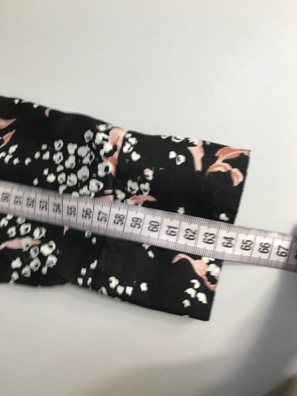 Блузка New Look для стиля и легкости, маркировка 12, визуально на 50 размер