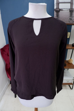 Блузка лаконичная 42 размер