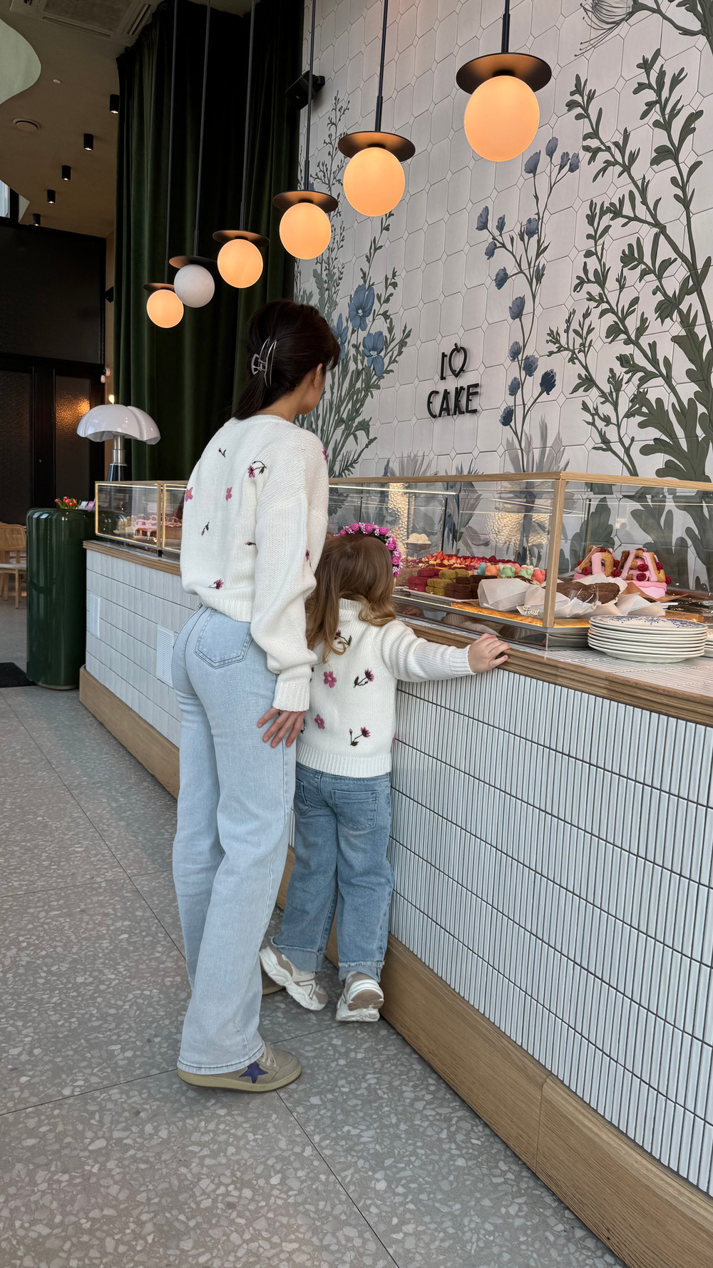 Кардиган с цветами детский